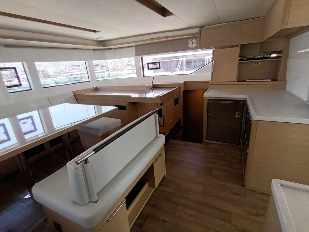 Yacht LAGOON - 51 "Achilleas"