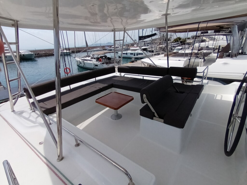 Yacht LAGOON - 51 "Achilleas"