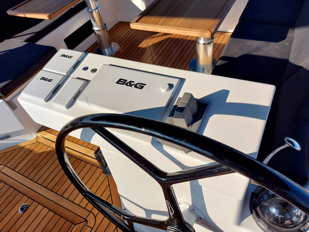 Yacht BAVARIA - C57  Holiday "Promitheas"