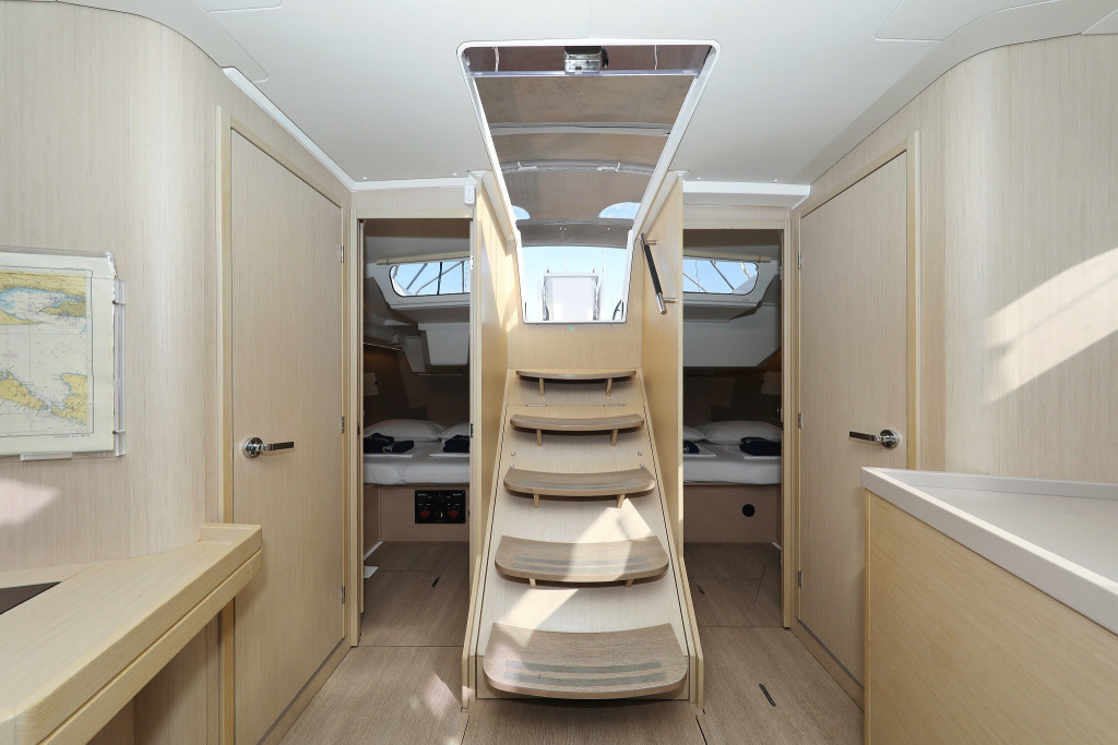Yacht BENETEAU - Oceanis 46.1 "Saturn"