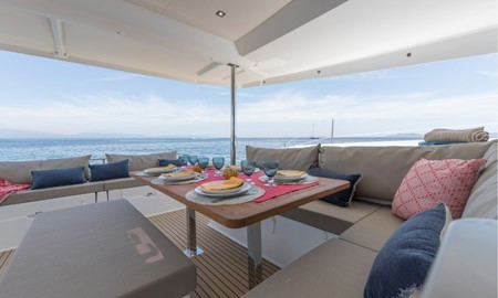 Yacht FOUNTAINE PAJOT - Saona 47 "Martin V"