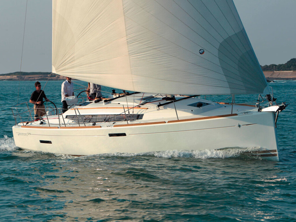 Yacht JEANNEAU - Sun Odyssey 379 "Oyster Shell"