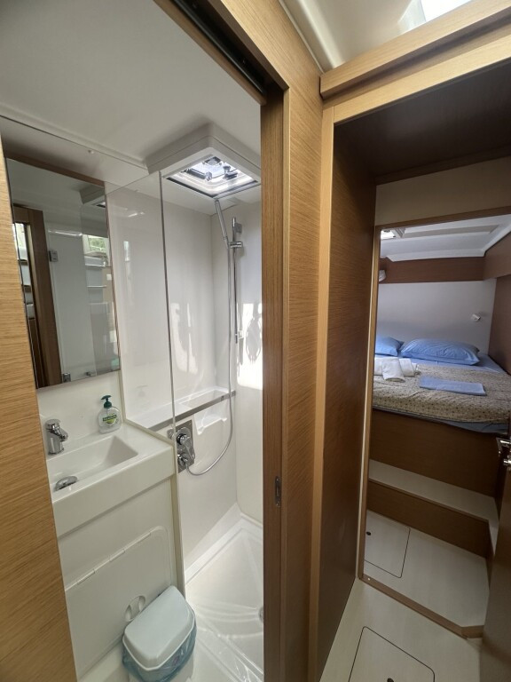 Yacht EXCESS-CATAMARANS - 11 "Yellow Bird V"