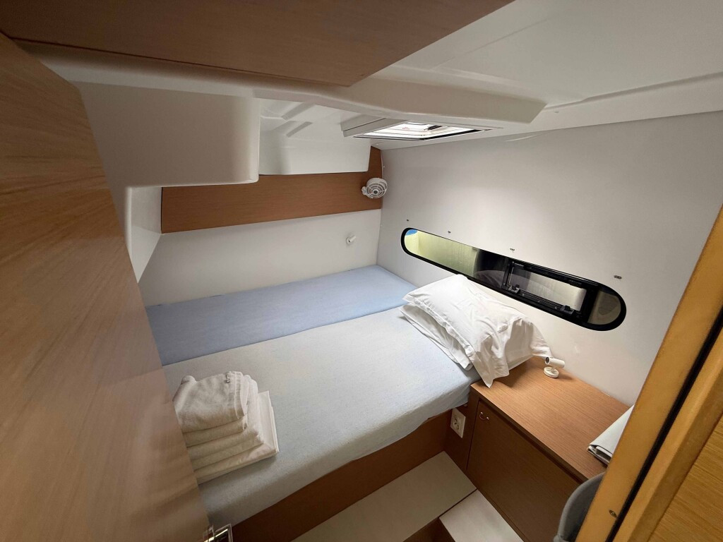 Yacht EXCESS-CATAMARANS - 11 "Roxy"