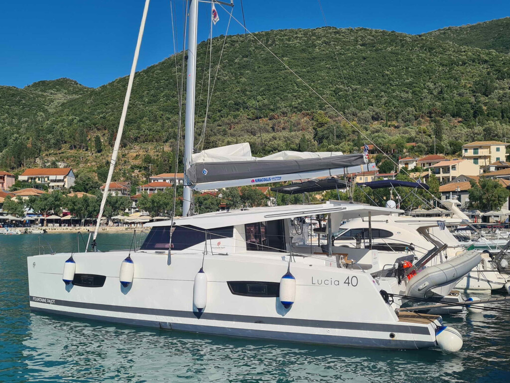 Yacht FOUNTAINE PAJOT - Lucia 40 "Lucia 69"