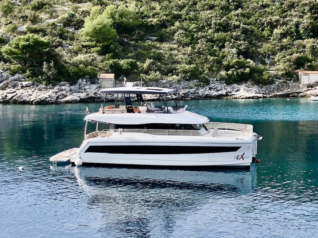 Yacht FOUNTAINE PAJOT - MY 44 "Alpha Centauri"