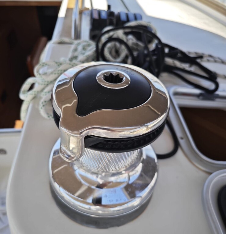 Yacht JEANNEAU - Sun Odyssey 49i "Skazka"