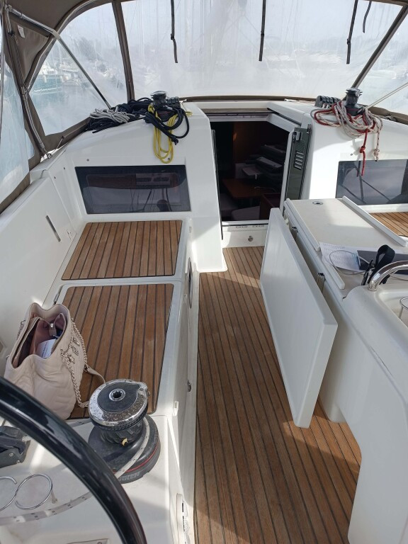 Yacht JEANNEAU - Sun Odyssey 440 "Funky One"