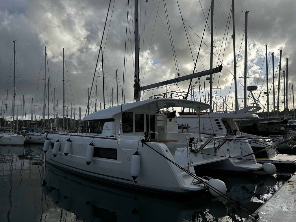 Yacht LAGOON - 40 "Didoo"