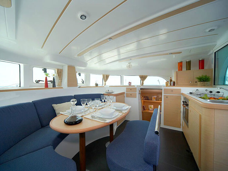 Yacht LAGOON - 380 "Butterfly"