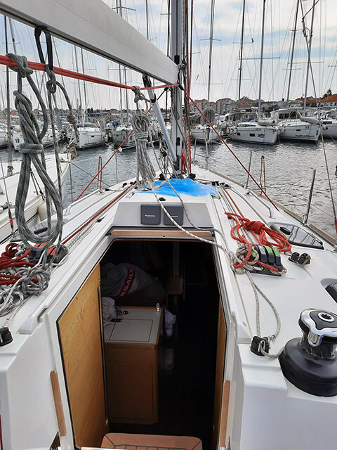 Yacht ELAN - 350 "Sierra"