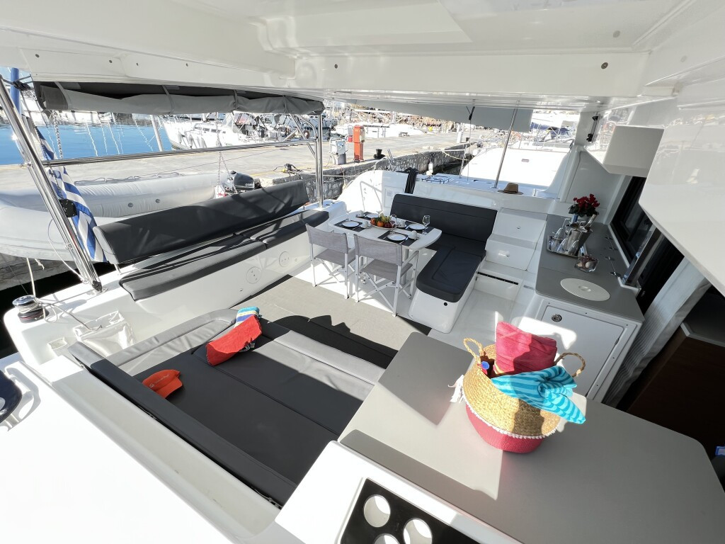 Yacht LAGOON - 46 "Kalisi Mou"