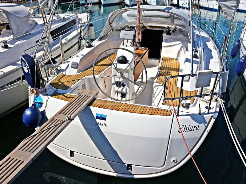 Yacht BAVARIA - Cruiser 33 "Chiara"