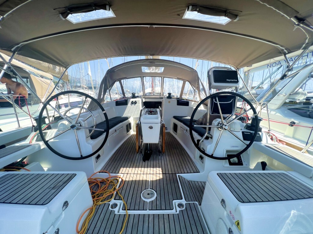 Yacht JEANNEAU - Sun Odyssey 439 "Lady Linda"