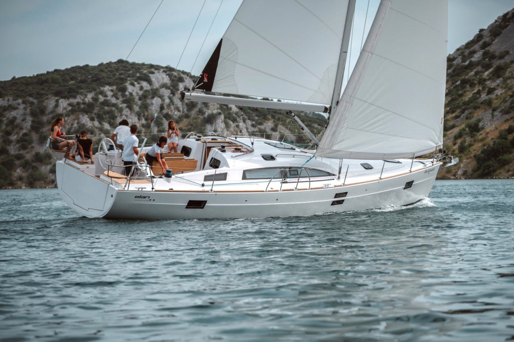 Yacht ELAN - Impression 45.1 "Perun"