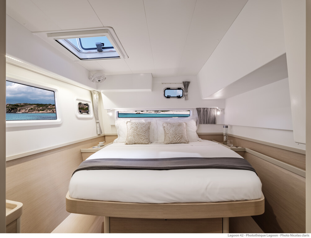 Yacht LAGOON - 42 "BYC Salvador"
