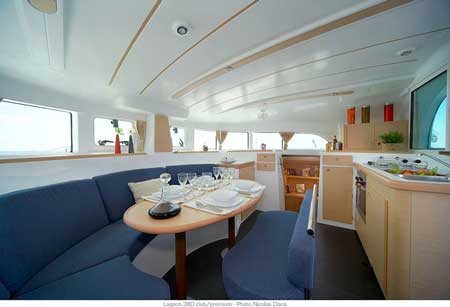 Yacht LAGOON - Lagoon 380 "Magikal"