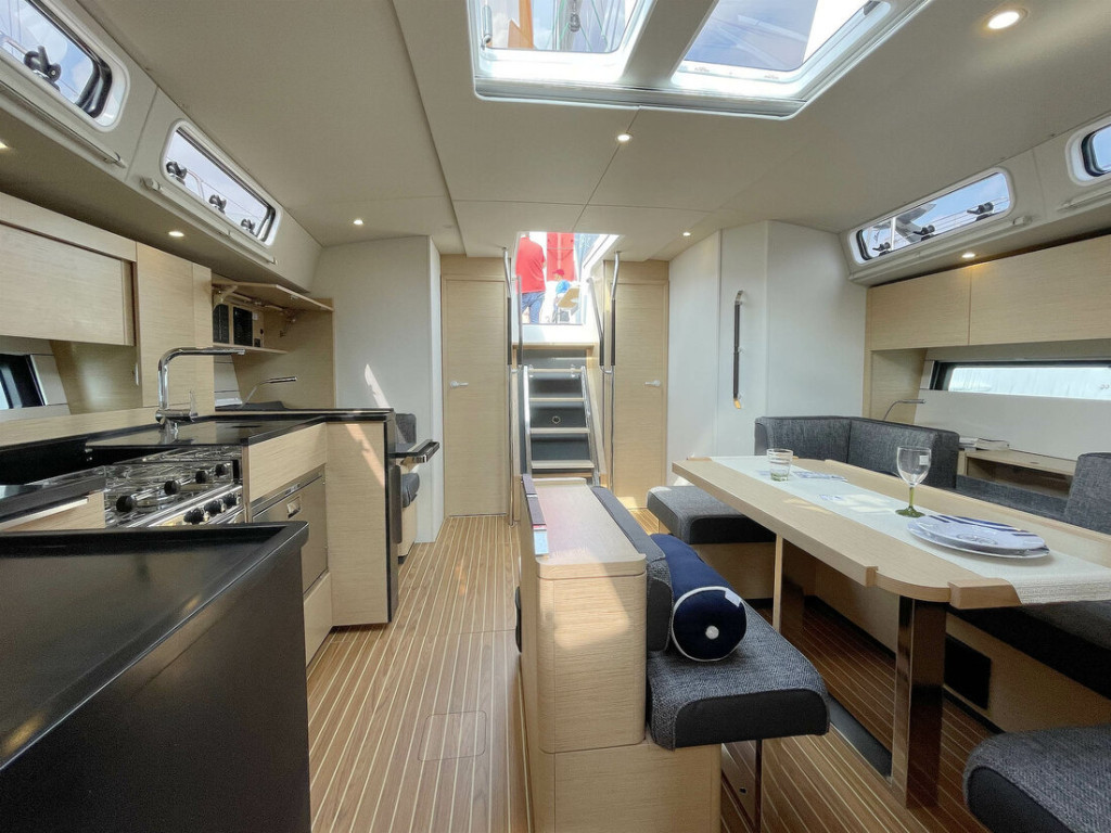 HANSE - 460 Antares