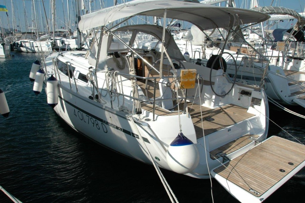 Yacht BAVARIA - Cruiser 37 "Venere"