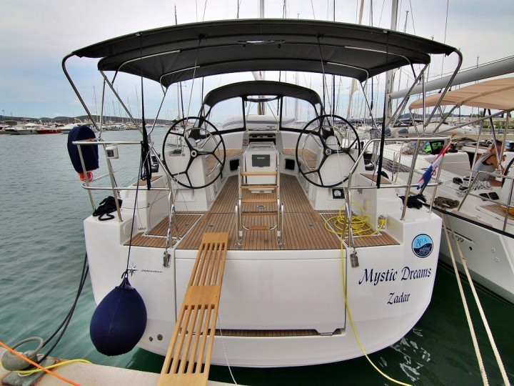 Yacht JEANNEAU - 54 "Mystic Dreams"