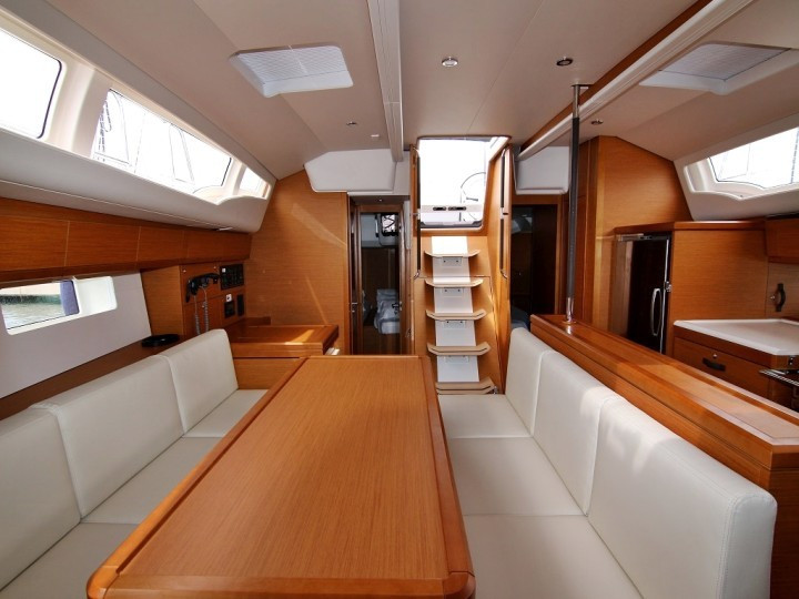 Yacht JEANNEAU - 54 "Mystic Dreams"