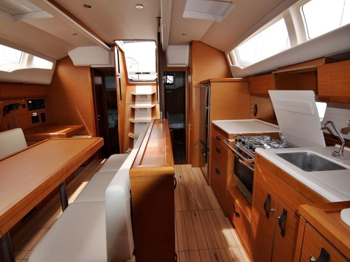 Yacht JEANNEAU - 54 "Mystic Dreams"