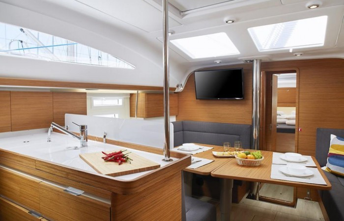 Yacht ELAN - Impression 45 "Adriana"