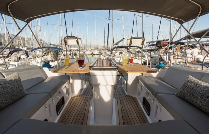 Yacht ELAN - Impression 50 "Azia"