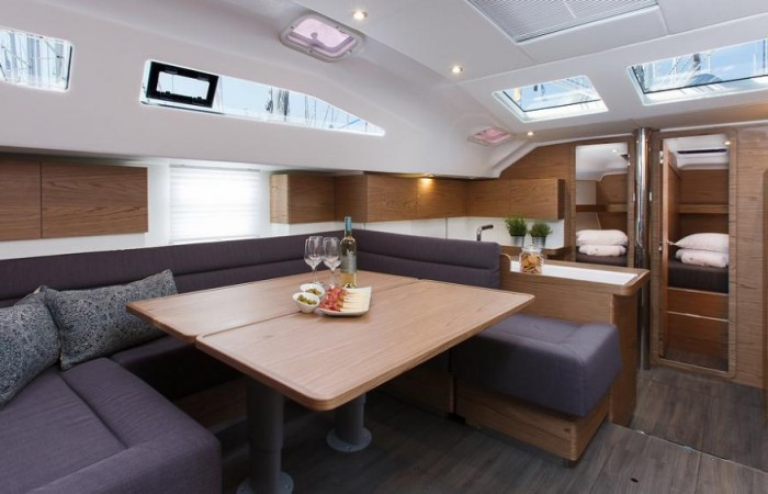 Yacht ELAN - Impression 50 "Azia"