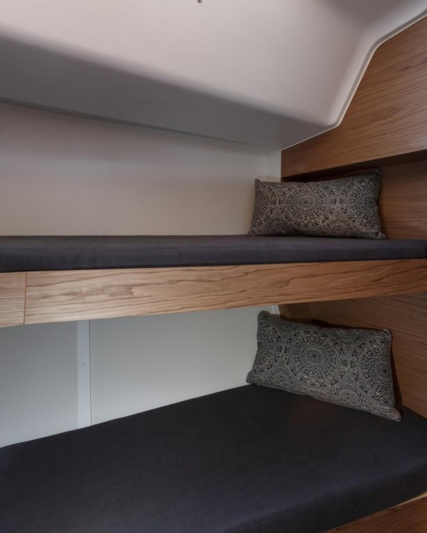 Yacht ELAN - Impression 50 "Azia"