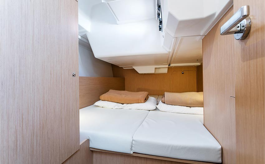 Yacht BENETEAU - Oceanis 38 "Marta"