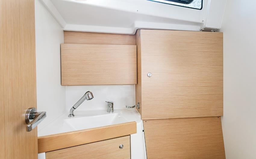 Yacht BENETEAU - Oceanis 38 "Marta"