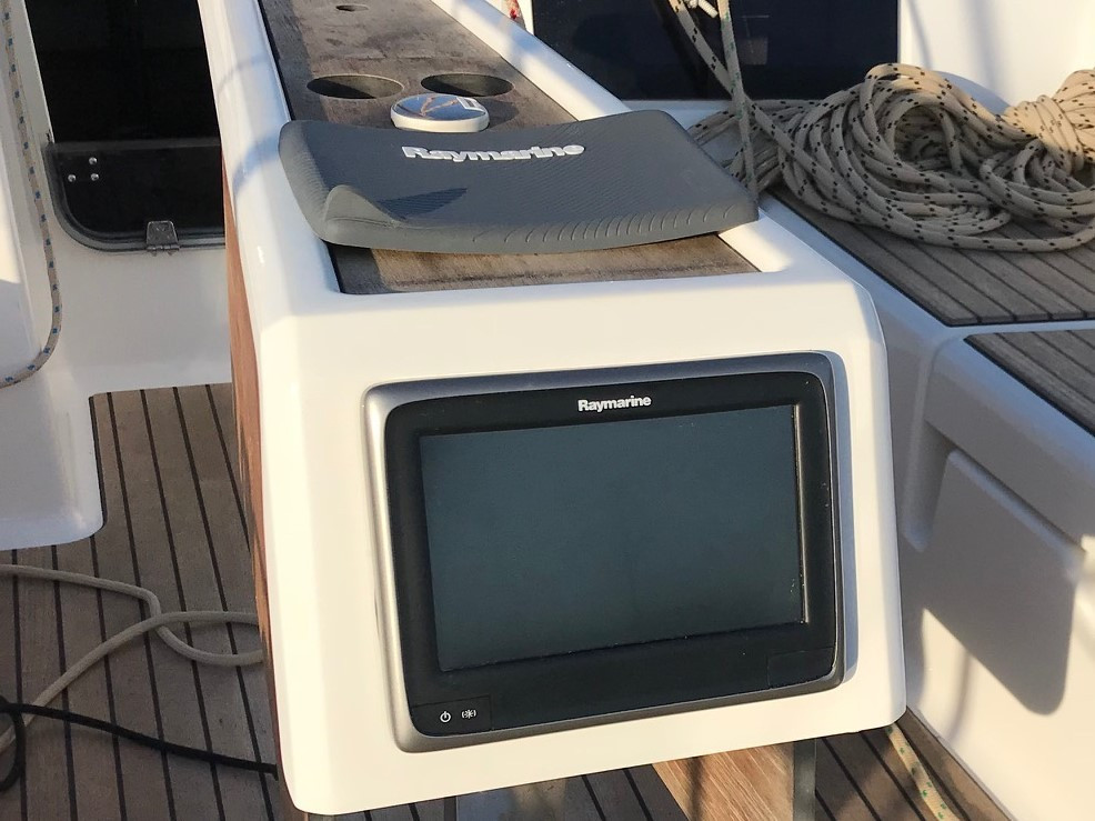 Yacht DUFOUR - 382 Grand Large "Diniva II"