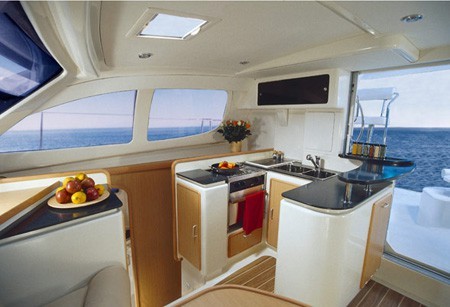 Yacht ROBERTSON AND CAINE - Leopard 40 ""