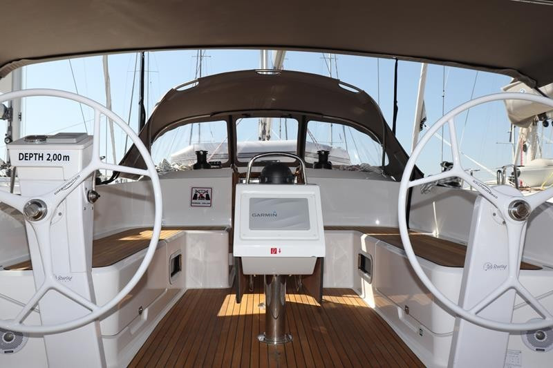 Yacht BAVARIA - Cruiser 46 "Avelina"