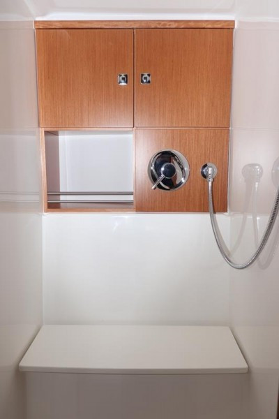 Yacht BAVARIA - Cruiser 46 "Avelina"