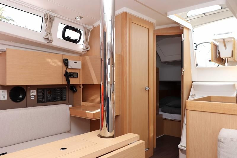 Yacht BENETEAU - Oceanis 35.1 "Aquarius"