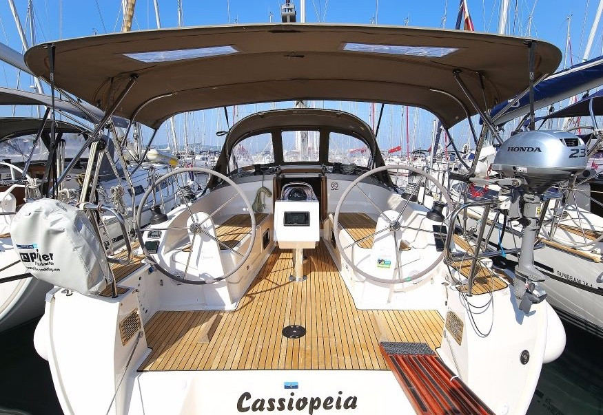 Yacht BAVARIA - Cruiser 37 "Cassiopeia"