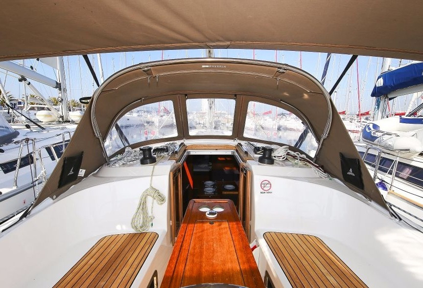 Yacht BAVARIA - Cruiser 37 "Cassiopeia"