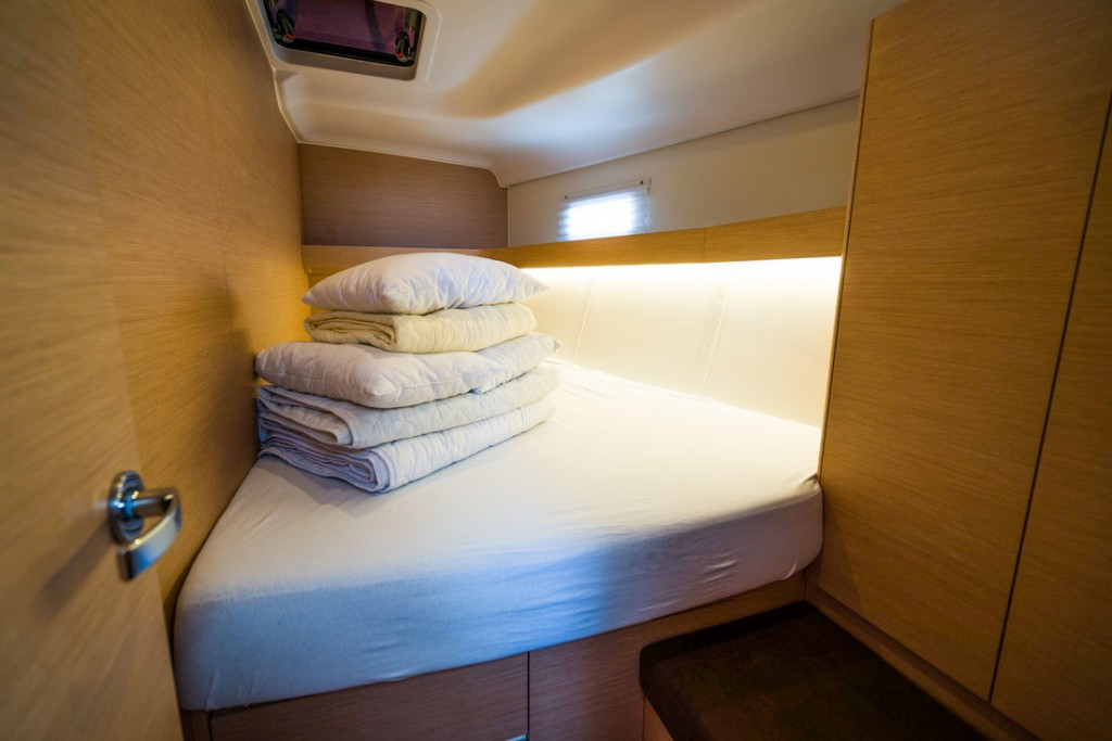 Yacht ELAN - Impression 50 "Escape II"