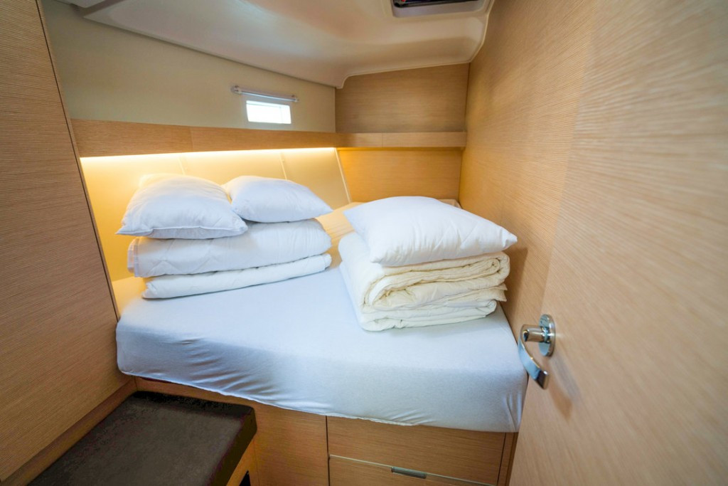 Yacht ELAN - Impression 50 "Escape II"