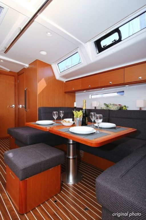 Yacht BAVARIA - Cruiser 56 "El Karinjo"