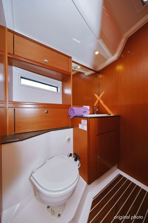 Yacht BAVARIA - Cruiser 56 "El Karinjo"