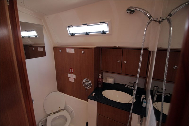 Yacht BAVARIA - Cruiser 50 "Leonis"