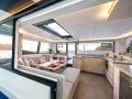 ROBERTSON AND CAINE - Sunsail 454 - Leopard 45