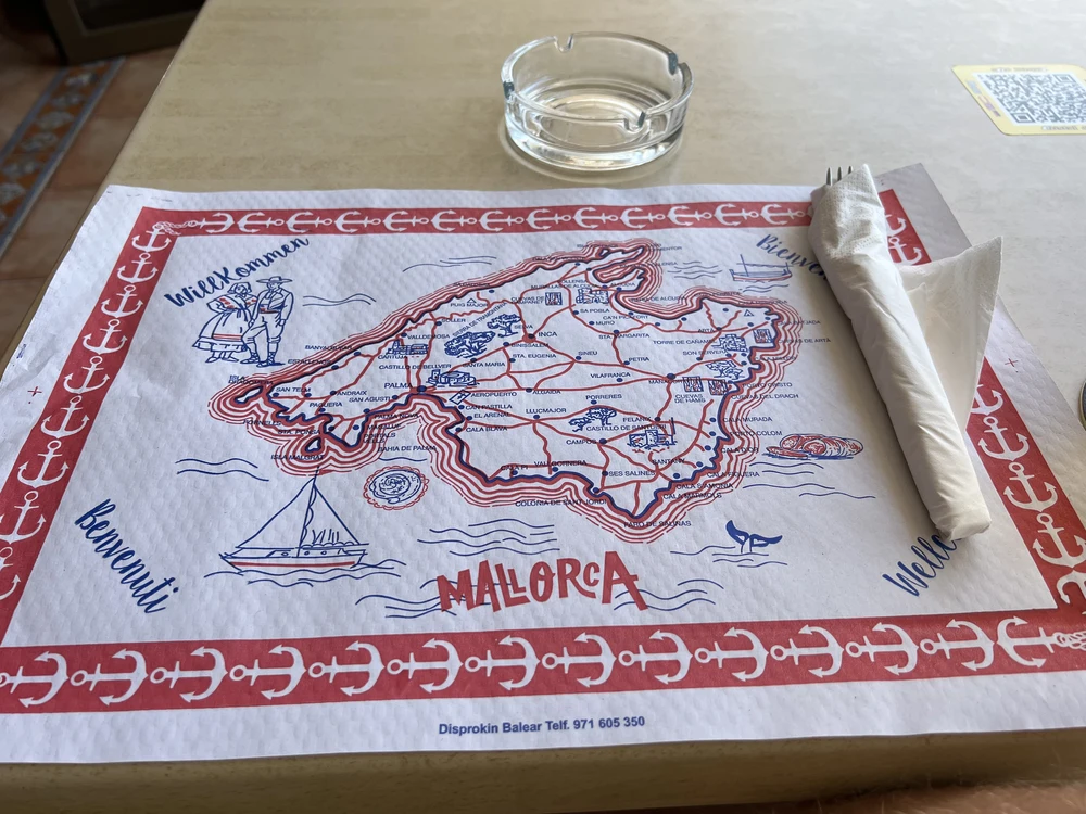 *Diese Karte ist für Navigation nicht geeignet.