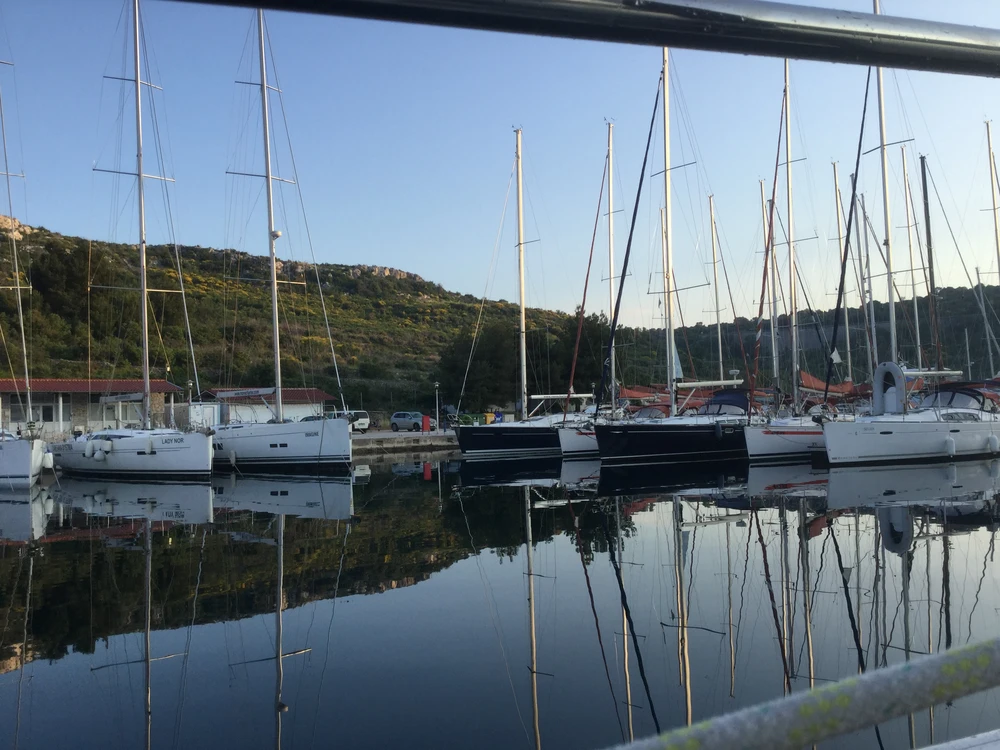 Die Hafenanlage ist idyllisch.