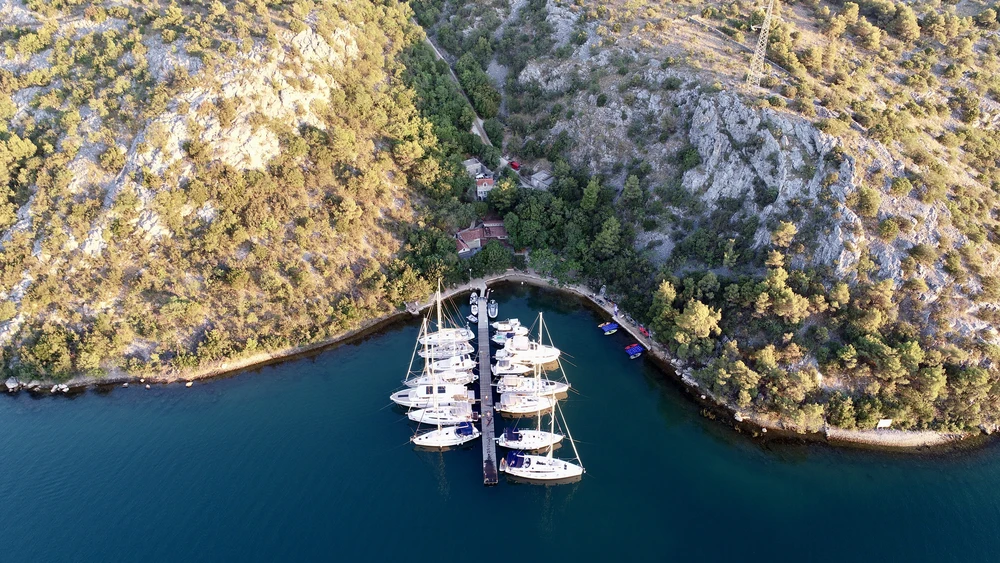 Steg von Konoba Vidrovaca.