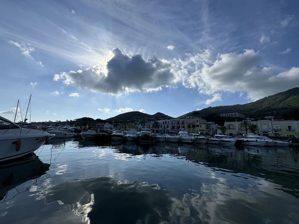 Während unserer Zeit war ein gewisser Herbsteinbruch in der Atmosphäre.