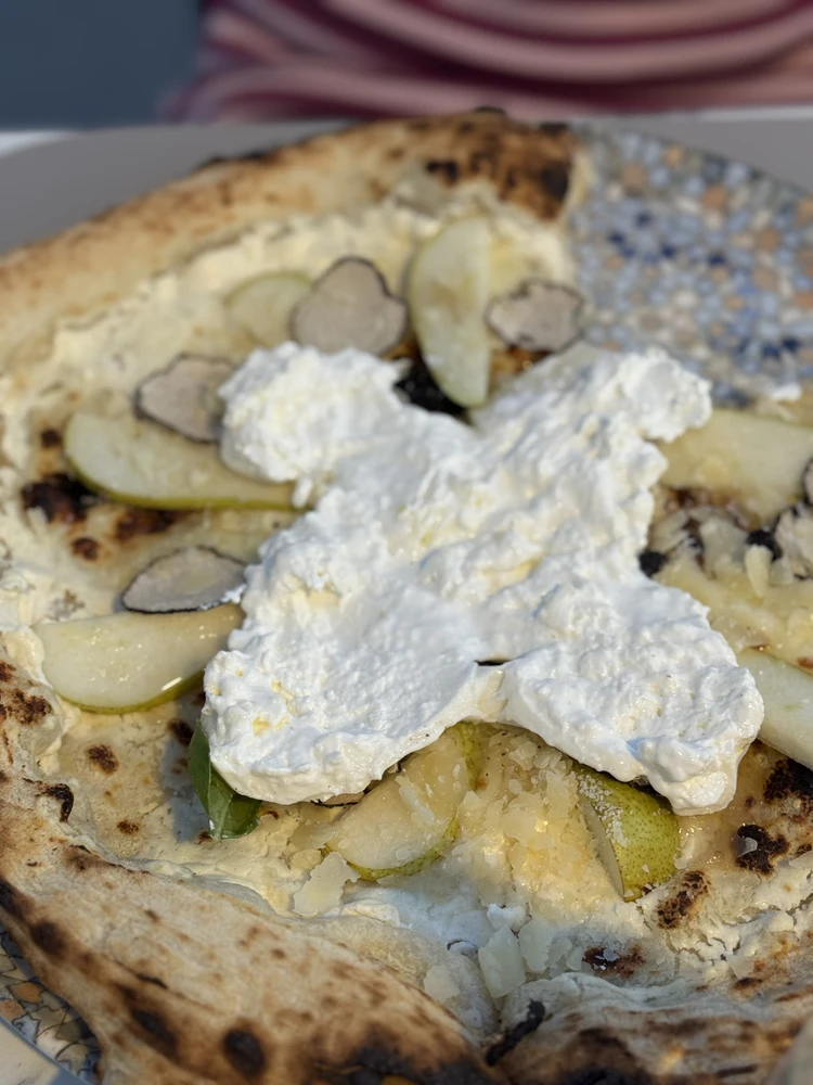 Pizza bei Darios.